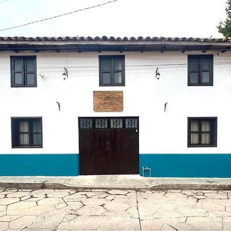 Alhambra Hotel - San Cristóbal de Las Casas Eksteriør bilde