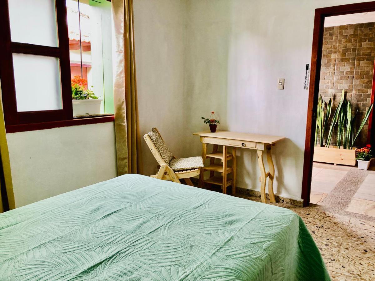 Alhambra Hotel - San Cristóbal de Las Casas Eksteriør bilde
