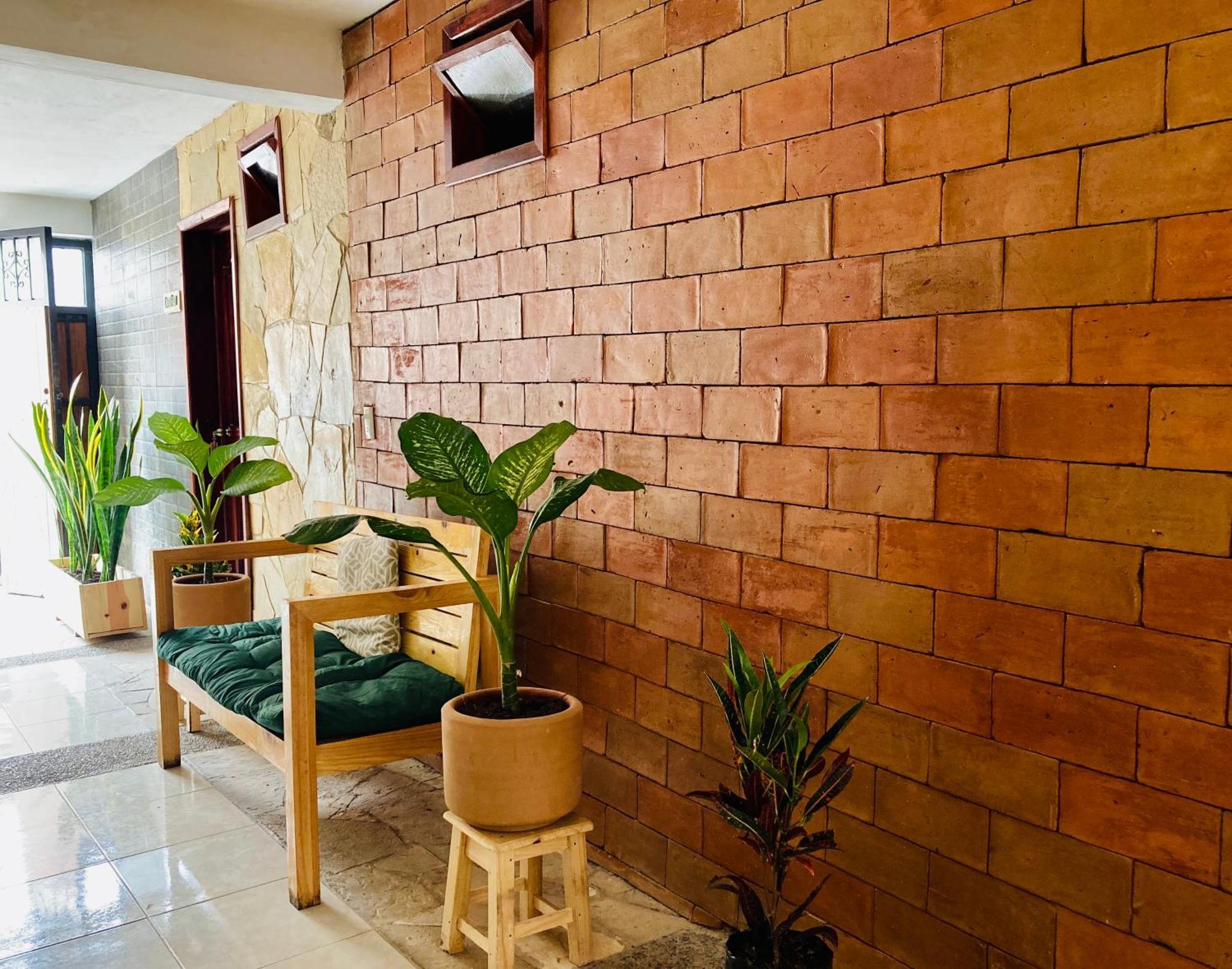 Alhambra Hotel - San Cristóbal de Las Casas Eksteriør bilde